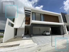 Maison 4 chambre à vendre à Santiago, Nuevo Leon, Santiago