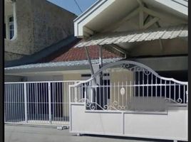 Villa 4 chambre à vendre à Wiyung, East Jawa, Wiyung