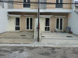 3 Habitación Villa en venta en Kenjeran, East Jawa, Kenjeran