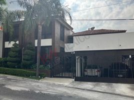 6 Habitación Casa en venta en Guadalupe, Nuevo León, Guadalupe