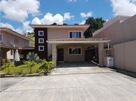 4 Bedroom House for sale in Panama, Rufina Alfaro, San Miguelito, Panama, Panama