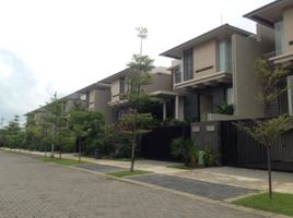 5 Bedroom Villa for sale in Mulyorejo, Surabaya, Mulyorejo