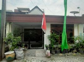 Maison 4 chambre à vendre à Wiyung, East Jawa, Wiyung