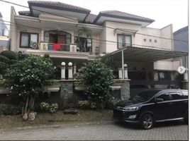 6 Bedroom Villa for sale in Indonesia, Dukuhpakis, Surabaya, East Jawa, Indonesia