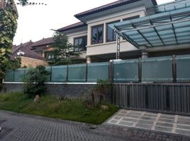 5 Bedroom House for sale in Dukuhpakis, Surabaya, Dukuhpakis