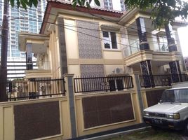 6 Bedroom House for sale in Dukuhpakis, Surabaya, Dukuhpakis