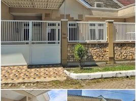 4 Kamar Rumah for sale in Waru, Sidoarjo, Waru