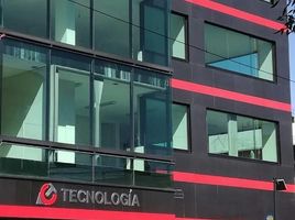 1,000 m² Office for rent in Toluca, Mexico, Toluca