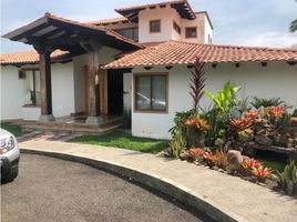 5 Habitación Casa en venta en Risaralda, Pereira, Risaralda