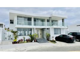 6 chambre Villa for sale in Manta, Manabi, Manta, Manta