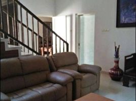 4 Bedroom House for sale in Gayungan, Surabaya, Gayungan