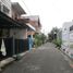 4 Bedroom House for sale in Jambangan, Surabaya, Jambangan