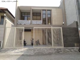 4 Schlafzimmer Haus zu verkaufen in Tenggilis Mejoyo, East Jawa, Tenggilis Mejoyo, Surabaya