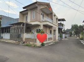 4 Kamar Rumah for sale in Pondokgede, Bekasi, Pondokgede