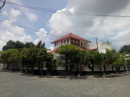 9 Bedroom House for sale in Wonokromo, East Jawa, Wonokromo