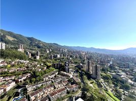 3 Bedroom Apartment for sale in Bare Foot Park (Parque de los Pies Descalzos), Medellin, Medellin