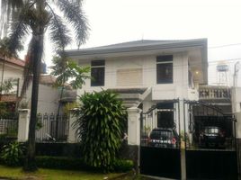 4 Kamar Vila for sale in Kebayoran Lama, Jakarta Selatan, Kebayoran Lama