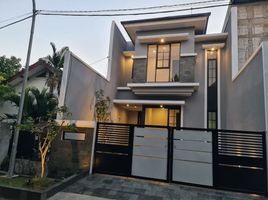 4 Habitación Casa en venta en Gunung Anyar, East Jawa, Gunung Anyar