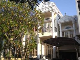 Maison 5 chambre à vendre à Tambaksari, East Jawa, Tambaksari