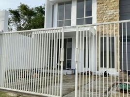 4 Habitación Casa en venta en Tenggilis Mejoyo, East Jawa, Tenggilis Mejoyo