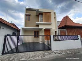 4 Bedroom Villa for sale in Seyegan, Sleman, Seyegan