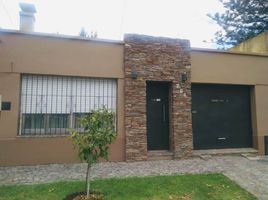 2 Bedroom House for sale in Quilmes, Buenos Aires, Quilmes