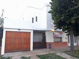 4 Bedroom House for sale in Quilmes, Buenos Aires, Quilmes