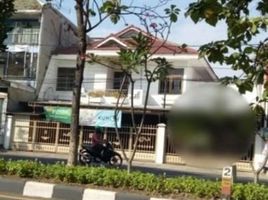 5 Bedroom House for sale in Kenjeran, Surabaya, Kenjeran