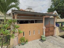 8 Kamar Rumah for sale in Wonocolo, Surabaya, Wonocolo