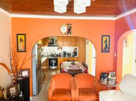 3 Bedroom House for sale in Moron, Buenos Aires, Moron