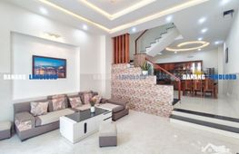 Сдаётся дом, 4 спальни, 75 м², Ngũ Hành Sơn