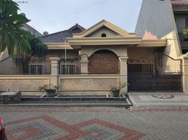 4 Schlafzimmer Villa zu verkaufen in Sukolilo, East Jawa, Sukolilo
