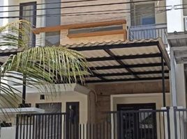 3 Habitación Casa en venta en Tenggilis Mejoyo, East Jawa, Tenggilis Mejoyo