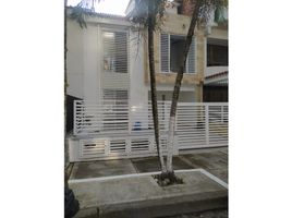 4 Bedroom House for sale in Palmetto Plaza Shopping Mall, Cali, Cali