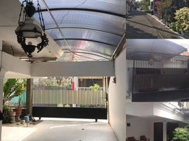 4 Habitación Casa en venta en Tambaksari, East Jawa, Tambaksari
