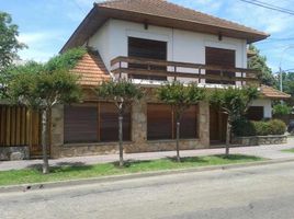 4 Bedroom House for sale in Lanus, Buenos Aires, Lanus