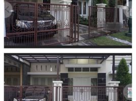 4 Bedroom House for sale in Wonokromo, Surabaya, Wonokromo