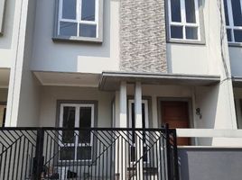 4 Bedroom House for sale in Ciledug, Tangerang, Ciledug