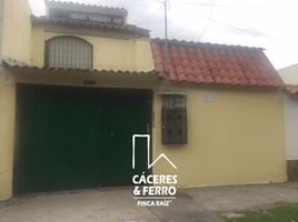 6 Bedroom House for sale in Templo Bogotá Colombia, Bogota, Bogota