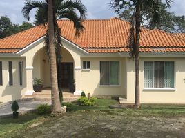 4 Schlafzimmer Villa zu verkaufen in Santo Domingo, Santo Domingo De Los Tsachilas, Santo Domingo De Los Colorados