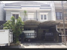 6 Bedroom Villa for sale in Kenjeran, Surabaya, Kenjeran