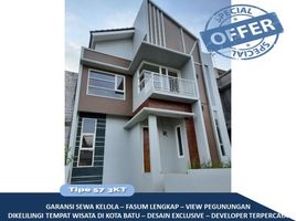 3 Bedroom Villa for sale in Gayungan, Surabaya, Gayungan