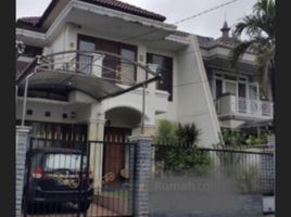 5 Bedroom House for sale in Dukuhpakis, Surabaya, Dukuhpakis