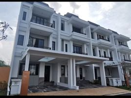 5 Bedroom House for sale in Cipondoh, Tangerang, Cipondoh