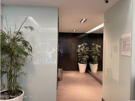 108 m2 Office for rent in Mexico City, Miguel Hidalgo, Mexico City