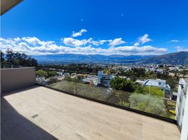 3 Bedroom Apartment for sale in Nayon, Quito, Nayon