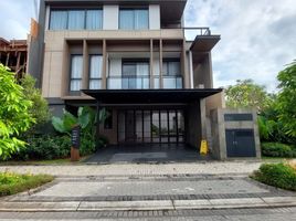 5 Bedroom House for sale in Basilea Convention Center, Legok, Legok