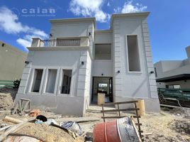4 Bedroom Villa for sale in Tigre, Buenos Aires, Tigre