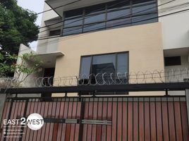 4 Bedroom Villa for sale in Universitas Katolik Indonesia Atma Jaya, Tanah Abang, Kebayoran Lama