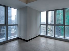 3 Bedroom Condo for sale at Uptown Parksuites, Makati City